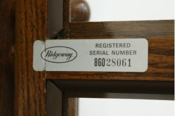 中古　アメリカ　Ridgeway(リッジウェイ)　優雅な佇まいのホールクロック　定価約150万円　(R-087526)