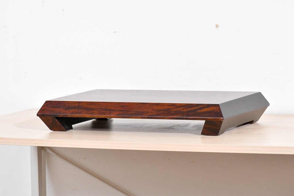 北海道民芸家具　希少な廃番品　シックな色合いが魅力の花台　(R-087534)