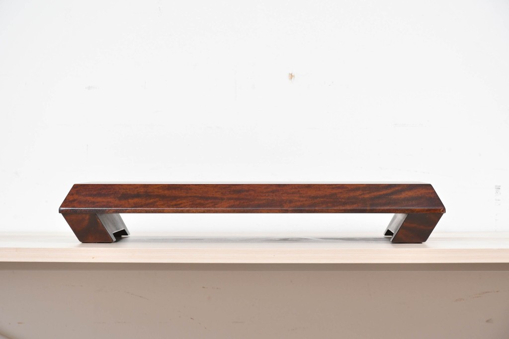 北海道民芸家具　希少な廃番品　シックな色合いが魅力の花台　(R-087534)