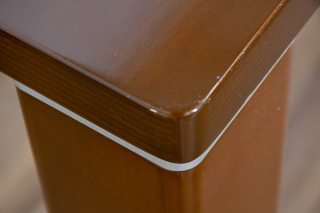 中古　arflex(アルフレックス)　NS2　洗練されたデザインのダイニングテーブル　定価約23万円　(R-087535)