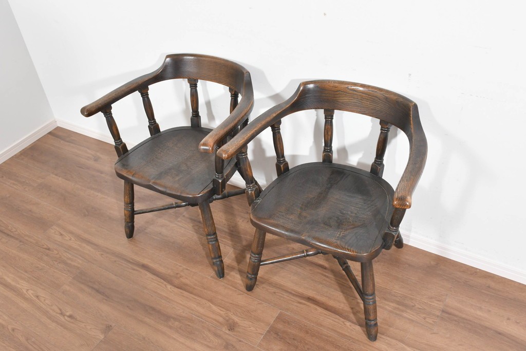 中古　美品　高級品　飛騨産業　PROVINCIAL(プロヴィンシャル)　キツツキ　スモーカーズボウダイニングチェア2脚セット　セット定価約47万円　(R-087536)