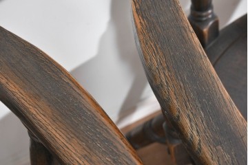 中古　美品　高級品　飛騨産業　PROVINCIAL(プロヴィンシャル)　キツツキ　スモーカーズボウダイニングチェア2脚セット　セット定価約47万円　(R-087536)