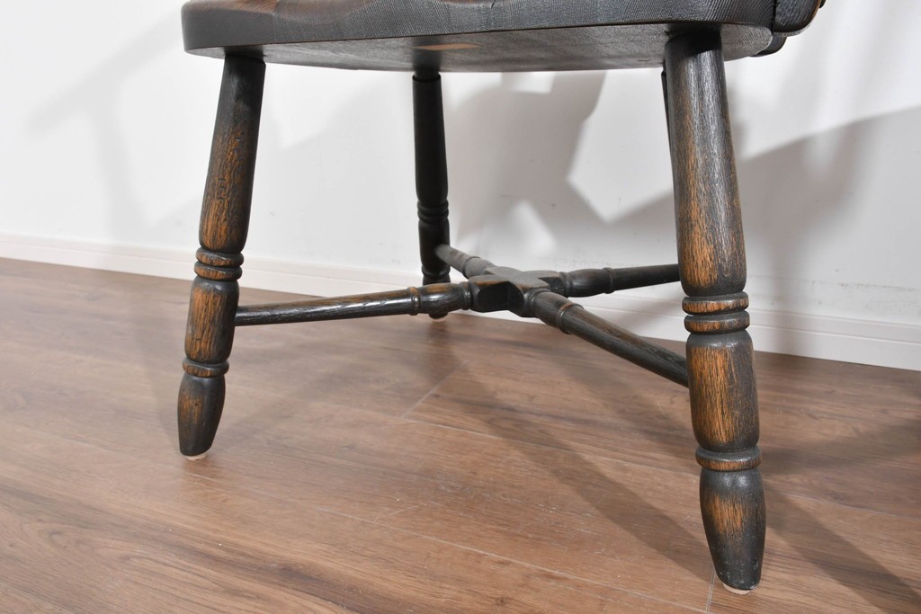 中古　美品　高級品　飛騨産業　PROVINCIAL(プロヴィンシャル)　キツツキ　スモーカーズボウダイニングチェア2脚セット　セット定価約47万円　(R-087536)