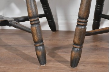 中古　美品　高級品　飛騨産業　PROVINCIAL(プロヴィンシャル)　キツツキ　スモーカーズボウダイニングチェア2脚セット　セット定価約47万円　(R-087536)