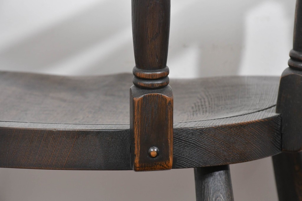 中古　美品　高級品　飛騨産業　PROVINCIAL(プロヴィンシャル)　キツツキ　スモーカーズボウダイニングチェア2脚セット　セット定価約47万円　(R-087536)