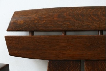 中古　美品　特注品　Oak Vllage(オークヴィレッジ)　ナラ材　漆塗り　木目が印象的なアームチェア　制作費約20万円以上　(R-087537)