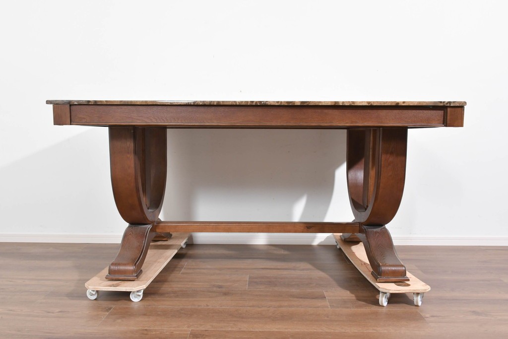 中古　ヨーロッパ　高級輸入家具　オーク材　大理石天板のダイニングテーブル　定価約50万円　(R-087538)