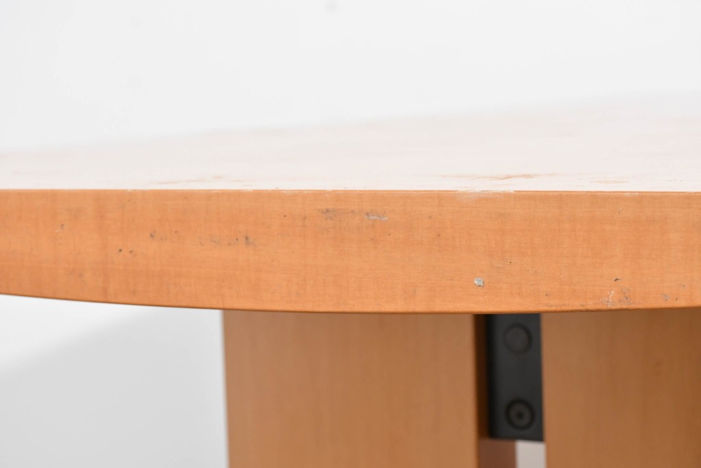 中古　arflex(アルフレックス)　TAVOLO NAVE(タボロ・ナーベ)　天板デザインが印象的なダイニングテーブル　現行定価約55万円　(R-087539)