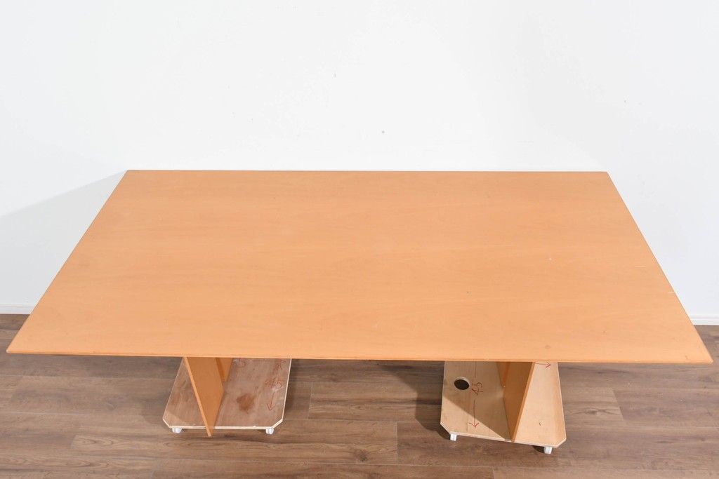 中古　arflex(アルフレックス)　TAVOLO NAVE(タボロ・ナーベ)　天板デザインが印象的なダイニングテーブル　現行定価約55万円　(R-087539)