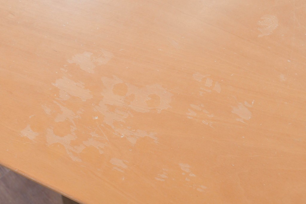 中古　arflex(アルフレックス)　TAVOLO NAVE(タボロ・ナーベ)　天板デザインが印象的なダイニングテーブル　現行定価約55万円　(R-087539)