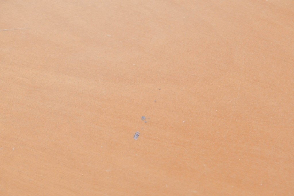 中古　arflex(アルフレックス)　TAVOLO NAVE(タボロ・ナーベ)　天板デザインが印象的なダイニングテーブル　現行定価約55万円　(R-087539)