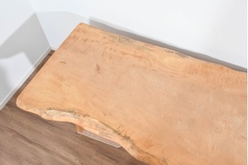 中古　国産職人手作り品　栃ノ木(トチノキ)　一枚板の存在感あふれるダイニングテーブル　製作費約45万円　(R-087540)