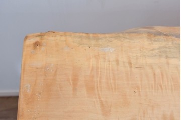 中古　国産職人手作り品　栃ノ木(トチノキ)　一枚板の存在感あふれるダイニングテーブル　製作費約45万円　(R-087540)