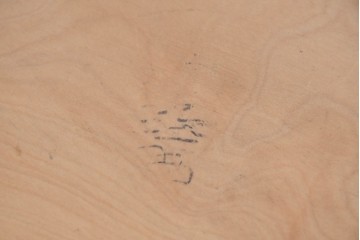 中古　国産職人手作り品　栃ノ木(トチノキ)　一枚板の存在感あふれるダイニングテーブル　製作費約45万円　(R-087540)