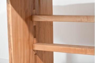 中古　国産職人手作り品　栃ノ木(トチノキ)　一枚板の存在感あふれるダイニングテーブル　製作費約45万円　(R-087540)