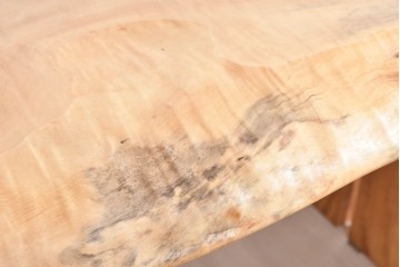 中古　国産職人手作り品　栃ノ木(トチノキ)　一枚板の存在感あふれるダイニングテーブル　製作費約45万円　(R-087540)