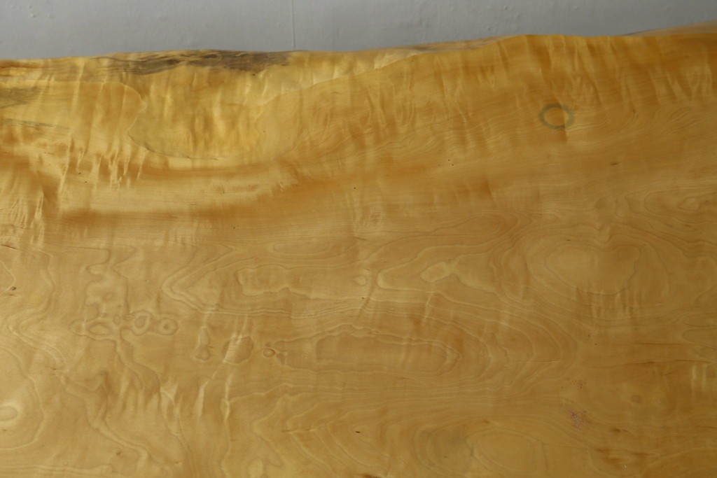 中古　国産職人手作り品　栃ノ木(トチノキ)　一枚板の存在感あふれるダイニングテーブル　製作費約45万円　(R-087540)