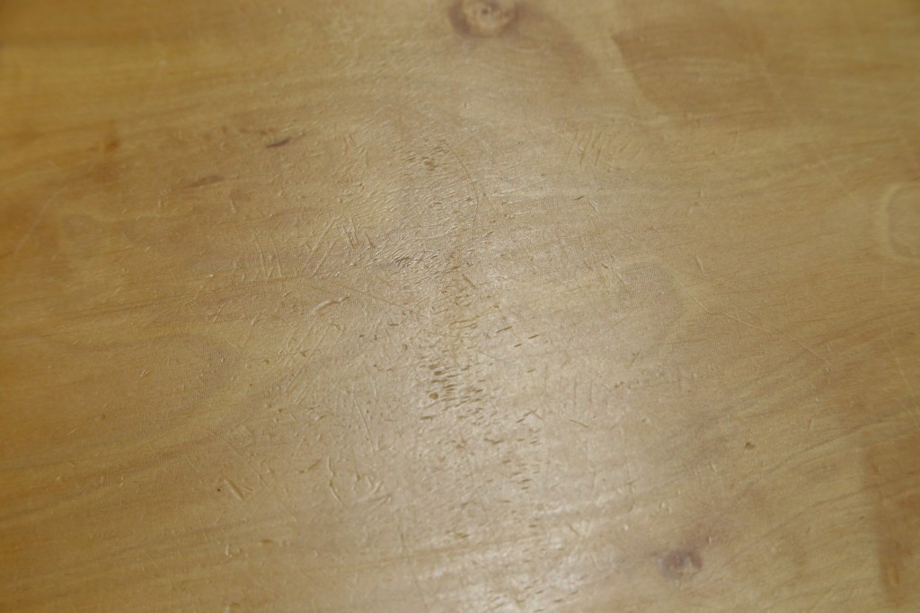 中古　国産職人手作り品　栃ノ木(トチノキ)　一枚板の存在感あふれるダイニングテーブル　製作費約45万円　(R-087540)