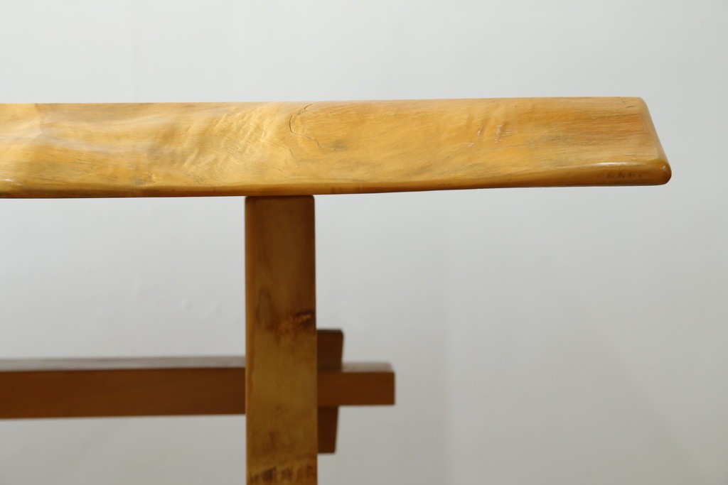 中古　国産職人手作り品　栃ノ木(トチノキ)　一枚板の存在感あふれるダイニングテーブル　製作費約45万円　(R-087540)