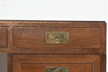 中古　希少な廃番品　カリモク家具(karimoku)　domani(ドマーニ)　Morganton(モーガントン)　風格ある両袖デスク　(R-087541)