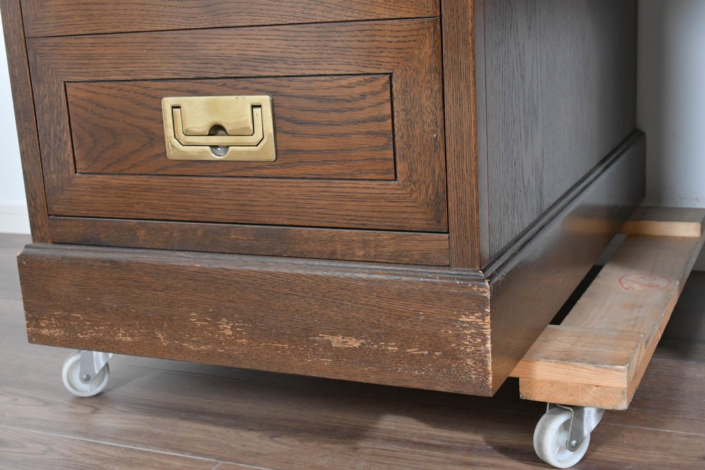 中古　希少な廃番品　カリモク家具(karimoku)　domani(ドマーニ)　Morganton(モーガントン)　風格ある両袖デスク　(R-087541)