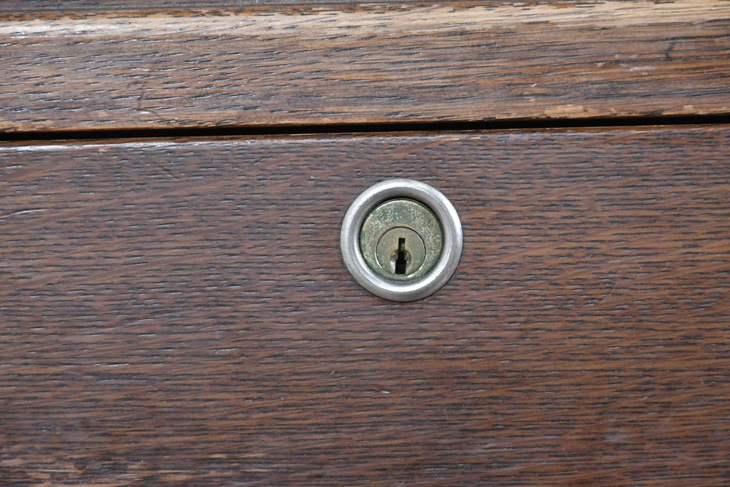 中古　希少な廃番品　カリモク家具(karimoku)　domani(ドマーニ)　Morganton(モーガントン)　風格ある両袖デスク　(R-087541)