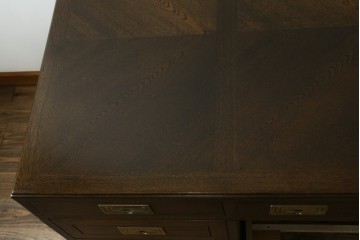 中古　希少な廃番品　カリモク家具(karimoku)　domani(ドマーニ)　Morganton(モーガントン)　風格ある両袖デスク　(R-087541)