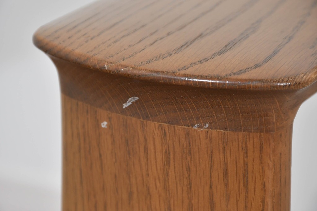 中古　カリモク家具(karimoku)　オーク材　本革(レザー)　ナチュラルモダンな3人掛けソファ　定価約28万円　(R-087544)