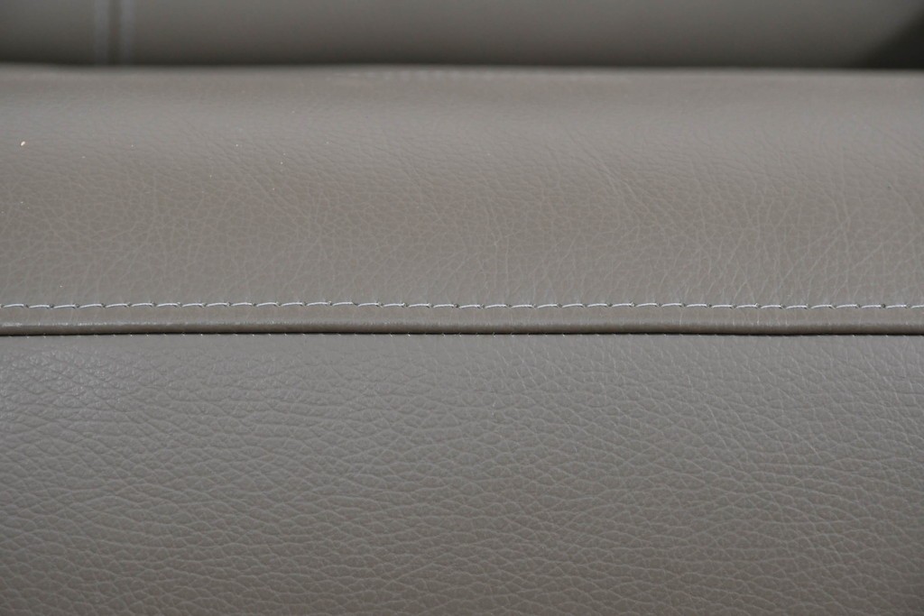 中古　美品　浜本工芸　EL-7200　ゆったりくつろげる2.5人掛けソファ　定価約30万円　(R-087545)