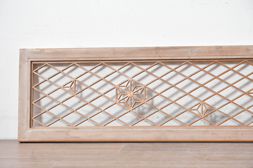 ヴィンテージ建具　昭和中期　麻の葉模様の組子が上品な欄間1枚　(R-087547)