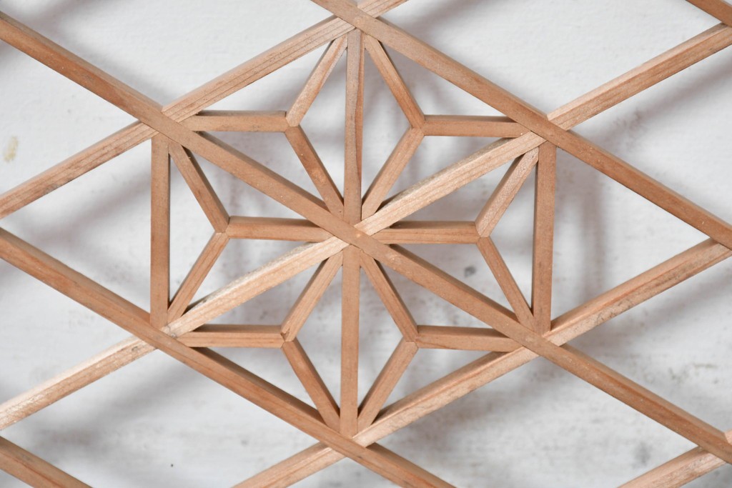 ヴィンテージ建具　昭和中期　麻の葉模様の組子が上品な欄間1枚　(R-087547)