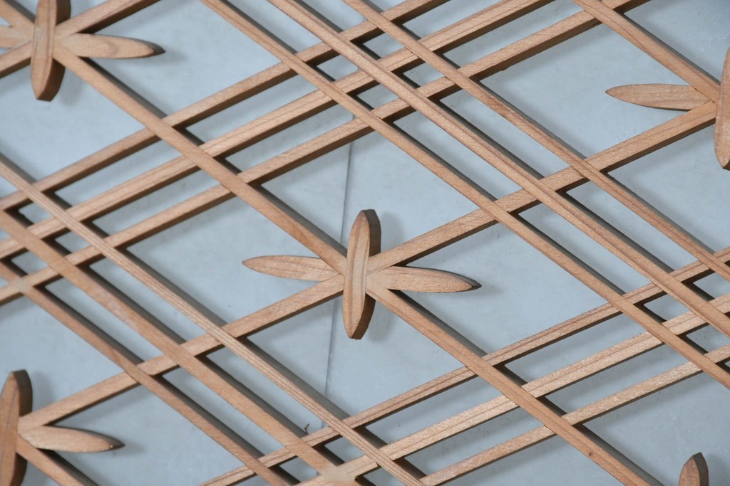 ヴィンテージ建具　昭和中期　片面ガラス　精緻な組子細工と意匠が美しい欄間1枚　(R-087551)