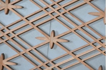 ヴィンテージ建具　昭和中期　片面ガラス　精緻な組子細工と意匠が美しい欄間1枚　(R-087551)