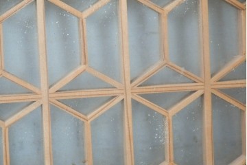 ヴィンテージ建具　昭和中期　両面ガラス　上品な組子細工が魅力の欄間1枚　(R-087554)