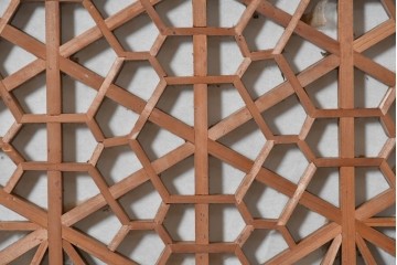 アンティーク建具　昭和初期　大小の組子細工が美しく連なる障子欄間1枚　(R-087555)