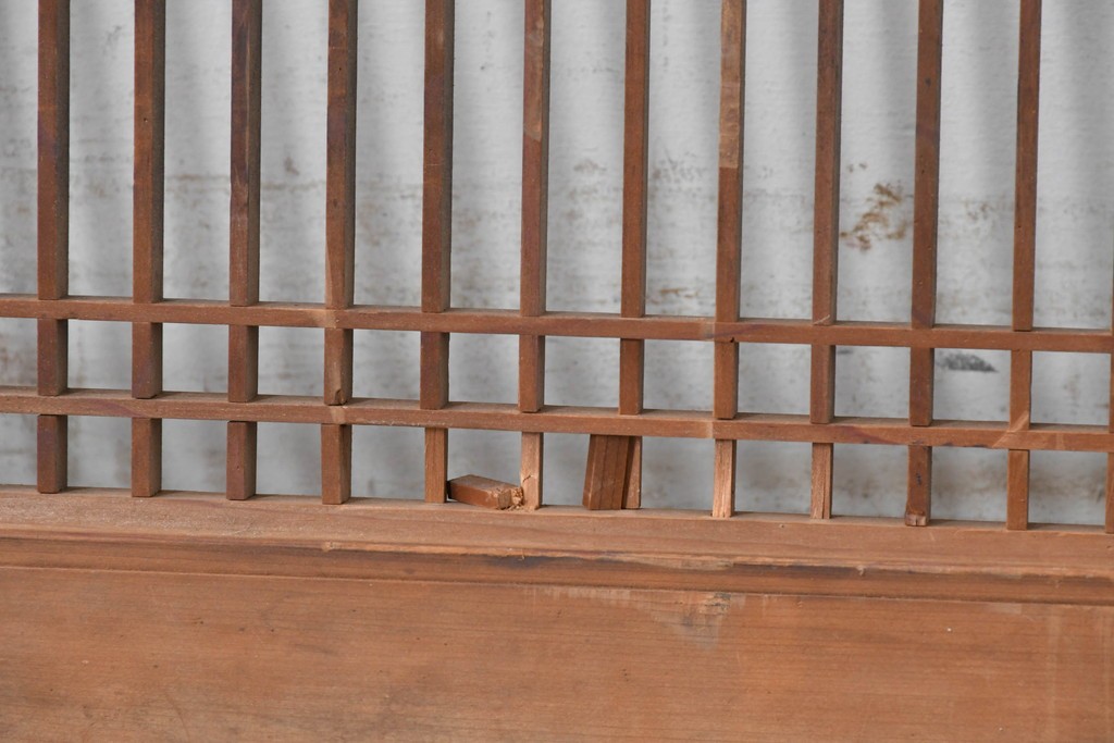 アンティーク建具　大正から昭和初期　繊細な縦桟が整然と並ぶ筬欄間1枚　(R-087556)