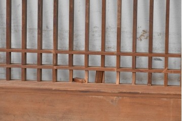 アンティーク建具　大正から昭和初期　繊細な縦桟が整然と並ぶ筬欄間1枚　(R-087556)