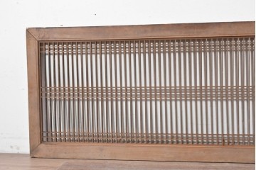 アンティーク建具　大正から昭和初期　繊細な縦桟が整然と並ぶ筬欄間1枚　(R-087556)