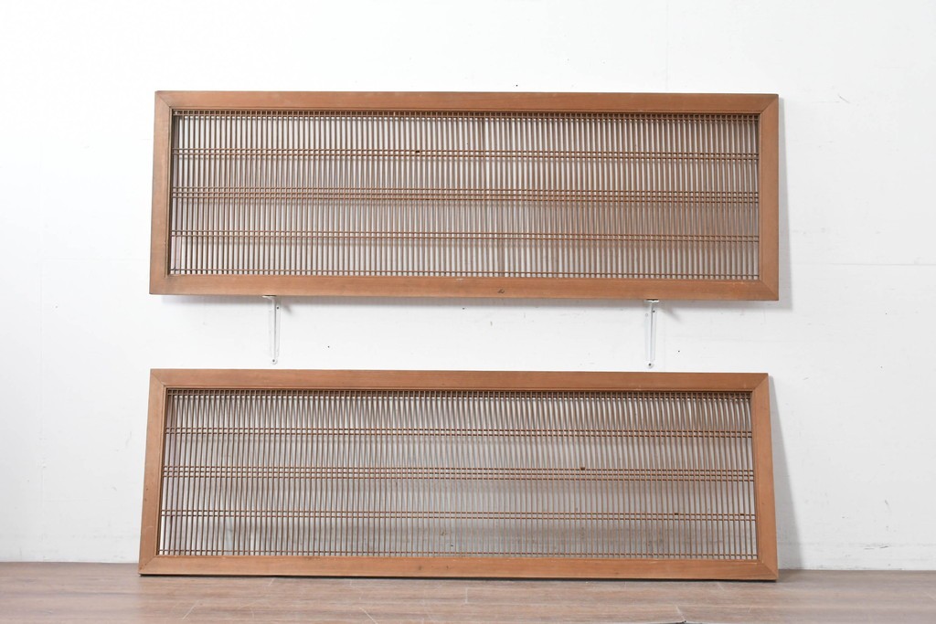 アンティーク建具　大正から昭和初期　繊細な縦桟が整然と並ぶ筬欄間2枚セット　(R-087557)