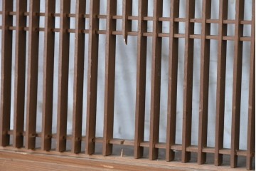 アンティーク建具　大正から昭和初期　繊細な縦桟が整然と並ぶ筬欄間2枚セット　(R-087557)