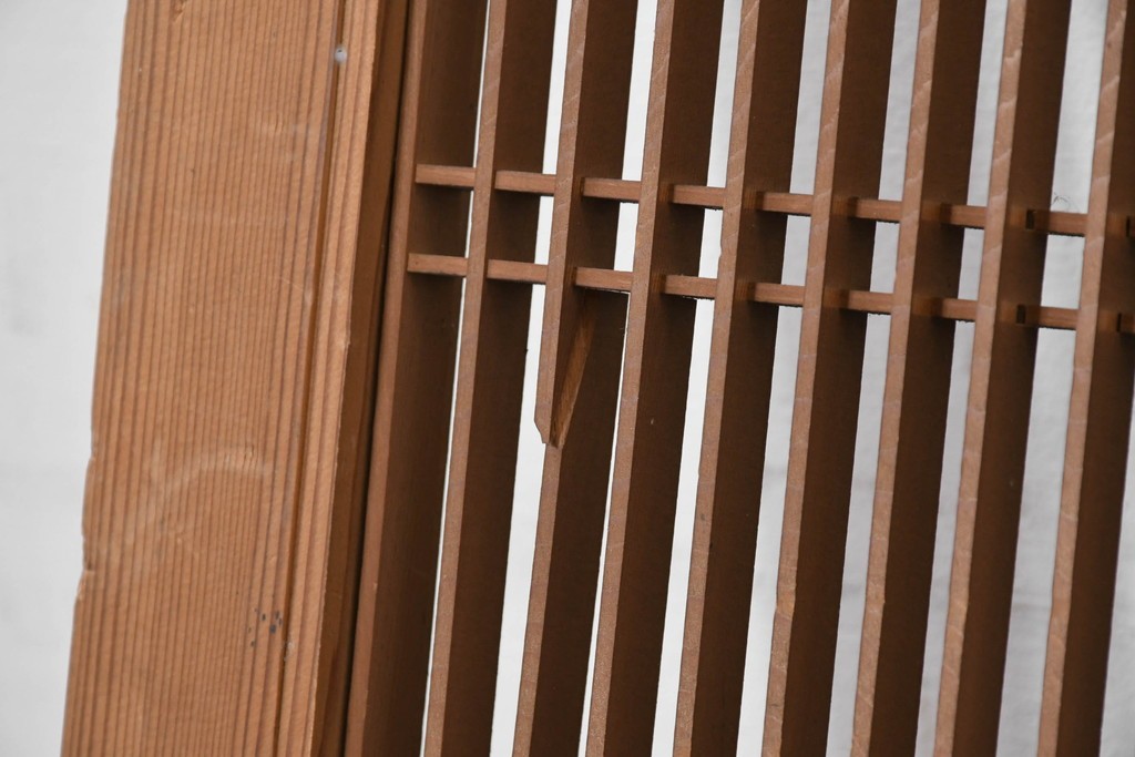 アンティーク建具　大正から昭和初期　繊細な縦桟が整然と並ぶ筬欄間2枚セット　(R-087557)