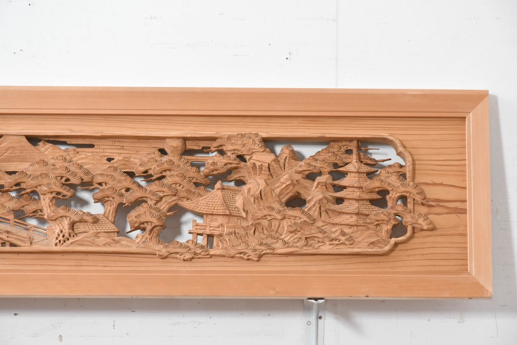 ヴィンテージ建具　昭和中期　橋と松の風景彫刻が美しい欄間2枚セット　(R-087558)