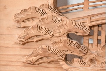 ヴィンテージ建具　昭和中期　橋と松の風景彫刻が美しい欄間2枚セット　(R-087558)