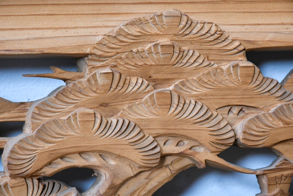 ヴィンテージ建具　昭和中期　橋と松の風景彫刻が美しい欄間2枚セット　(R-087558)