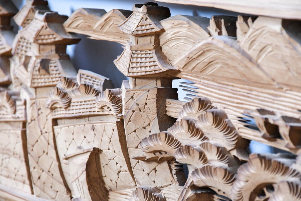 ヴィンテージ建具　昭和中期　橋と松の風景彫刻が美しい欄間2枚セット　(R-087558)