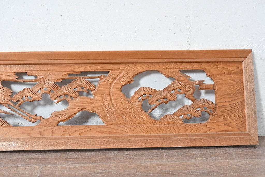 ヴィンテージ建具　昭和中期　松に舞う鶴の彫刻が美しい欄間2枚セット　(R-087559)