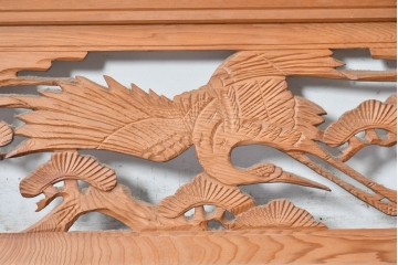 ヴィンテージ建具　昭和中期　松に舞う鶴の彫刻が美しい欄間2枚セット　(R-087559)
