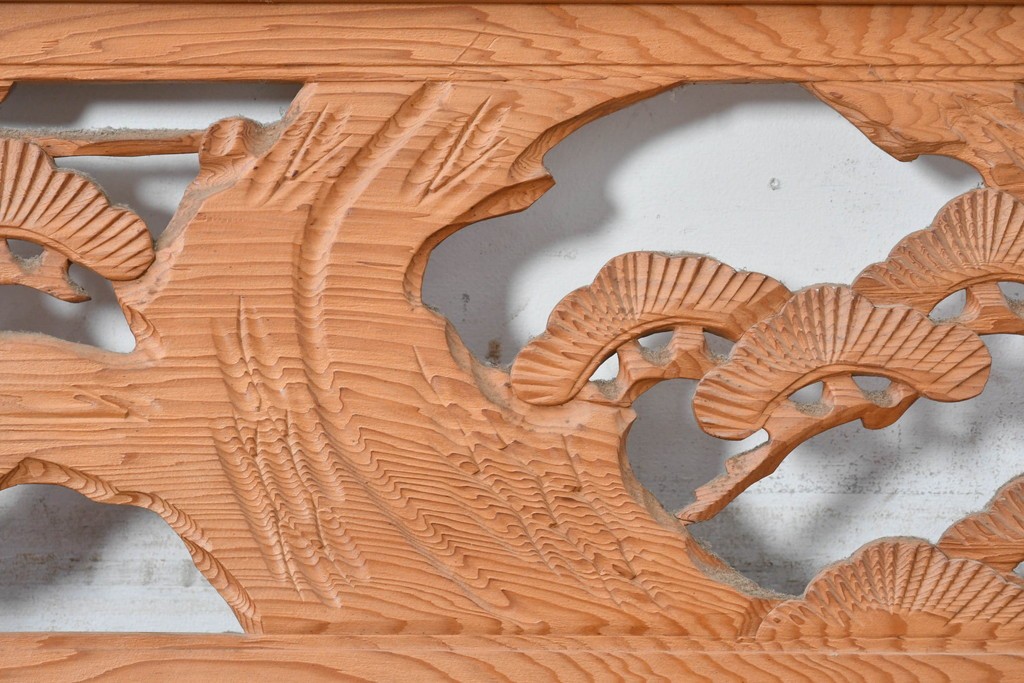 ヴィンテージ建具　昭和中期　松に舞う鶴の彫刻が美しい欄間2枚セット　(R-087559)