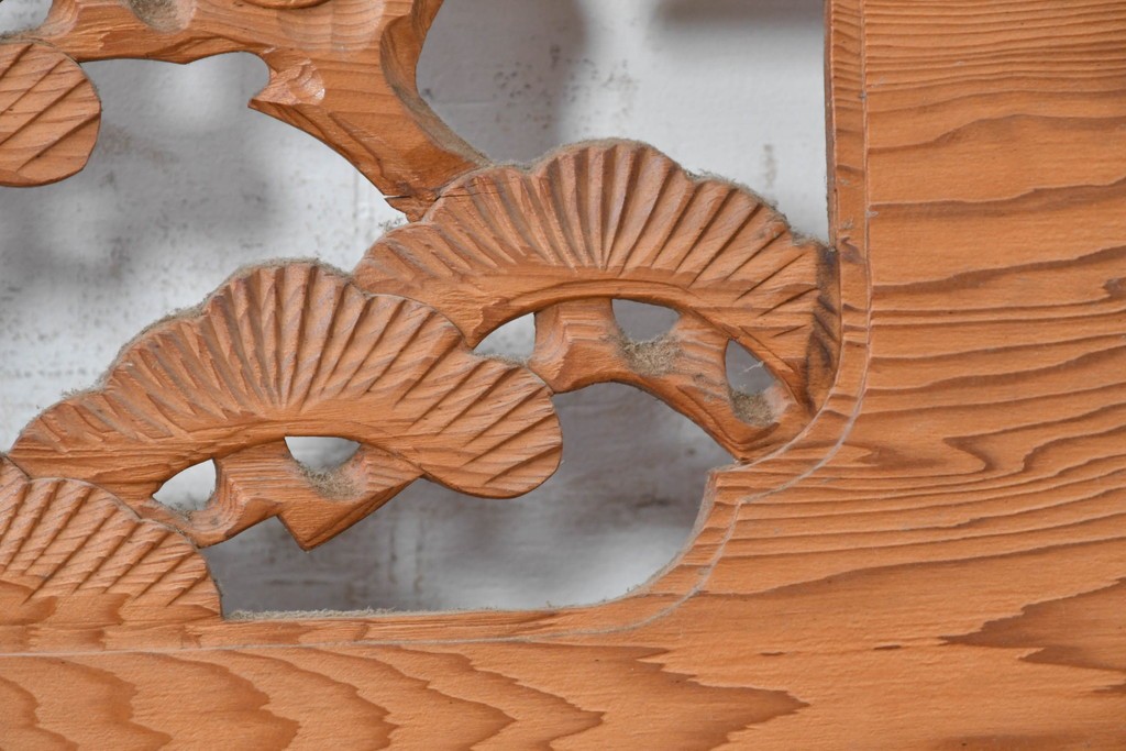 ヴィンテージ建具　昭和中期　松に舞う鶴の彫刻が美しい欄間2枚セット　(R-087559)