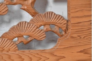 ヴィンテージ建具　昭和中期　松に舞う鶴の彫刻が美しい欄間2枚セット　(R-087559)